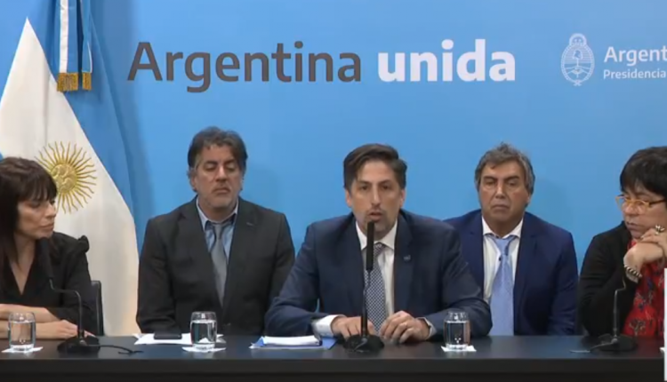 Nicolás Trotta - educación