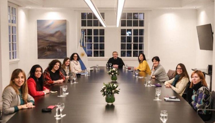 Mujeres en cargos jerárquicos - Estado