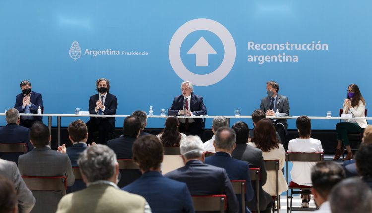 construcción de 300 centros infantiles