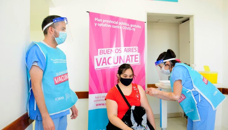 vacunación mayores de 50 años y embarazadas