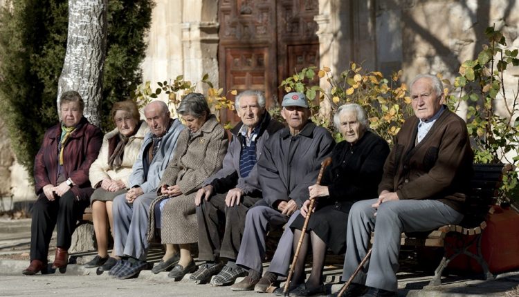 mayores de 70 años