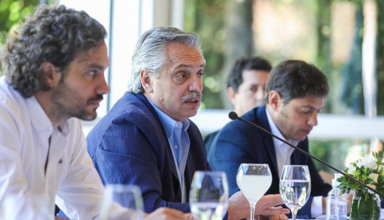 Alberto Fernández junto a Axel Kicillof