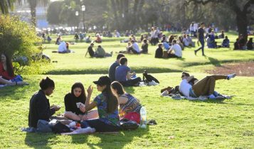 se elimina el uso de tapabocas al aire libre sin aglomeraciones