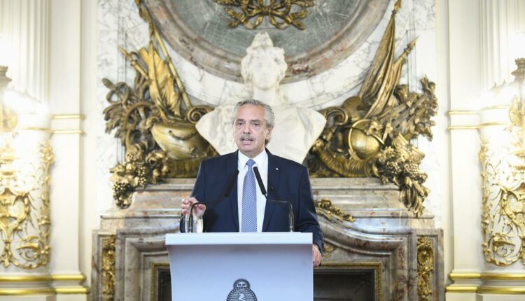 chats reunión Lago Escondido